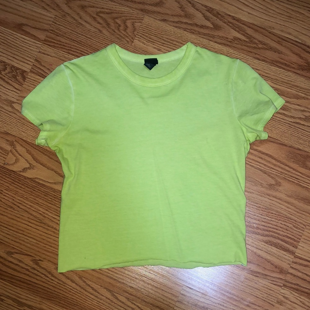 green t shirt